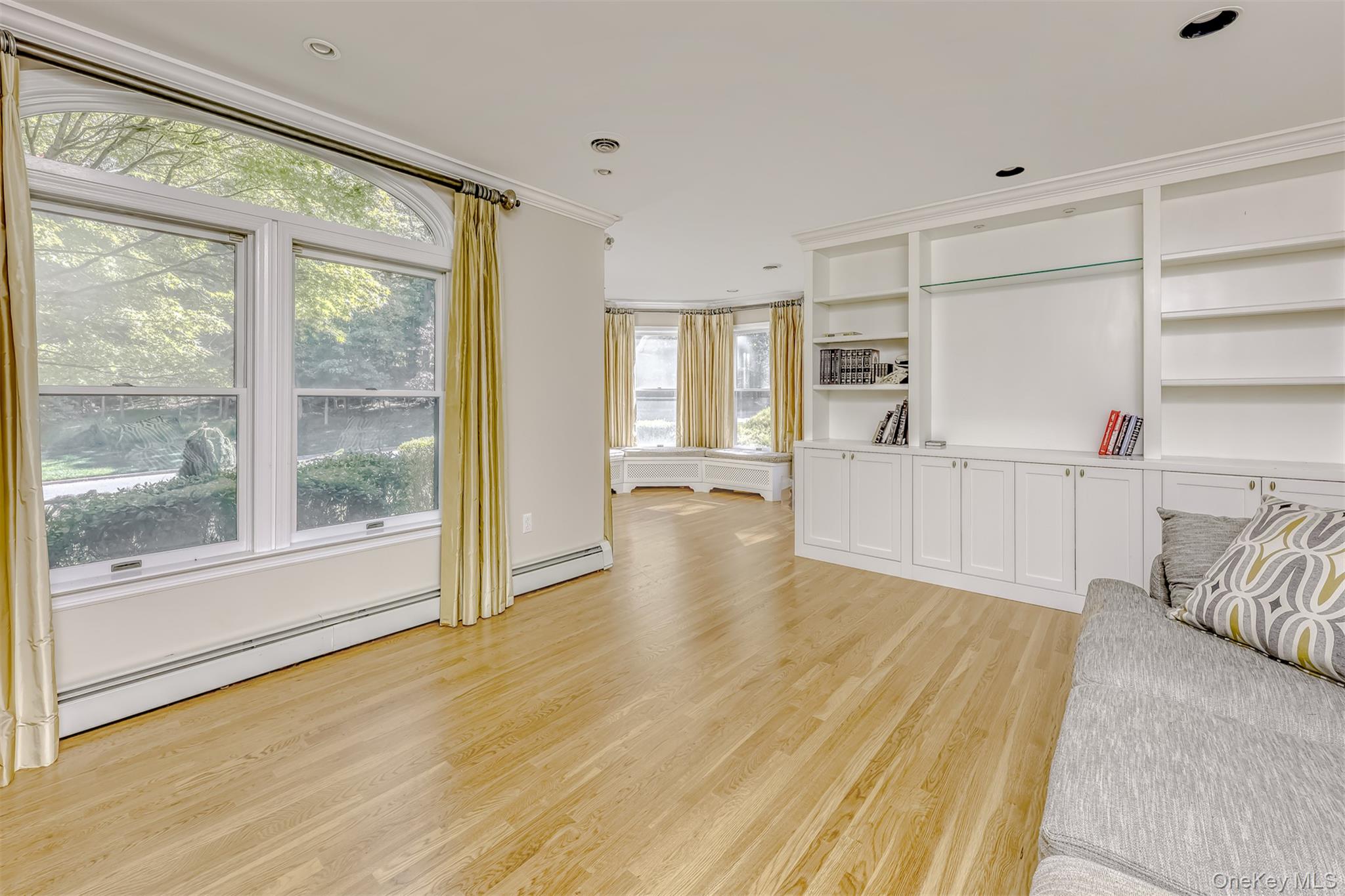 #12 photo, 15 Golden Road, Suffern , NY 10901