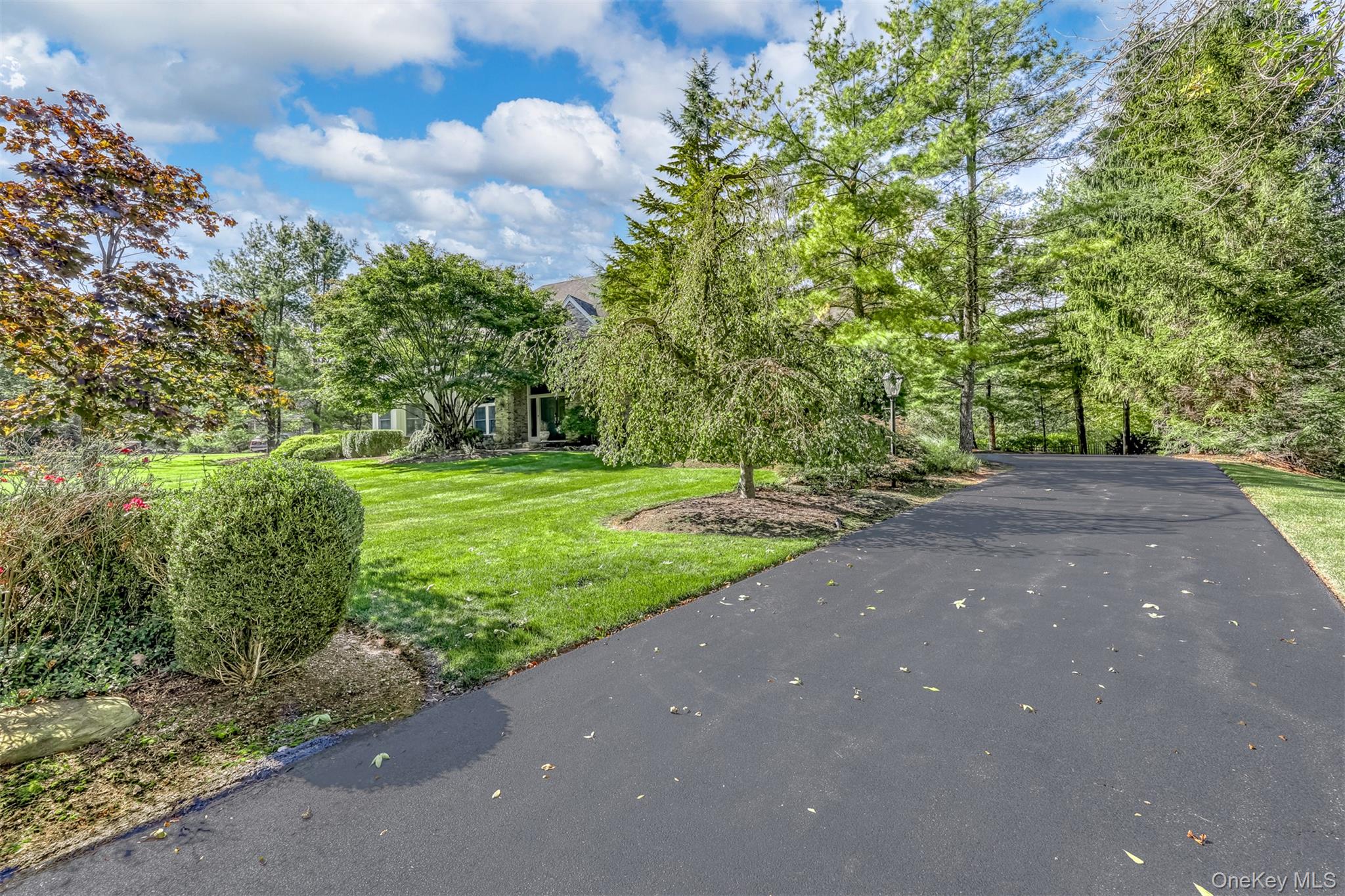 #4 photo, 15 Golden Road, Suffern , NY 10901