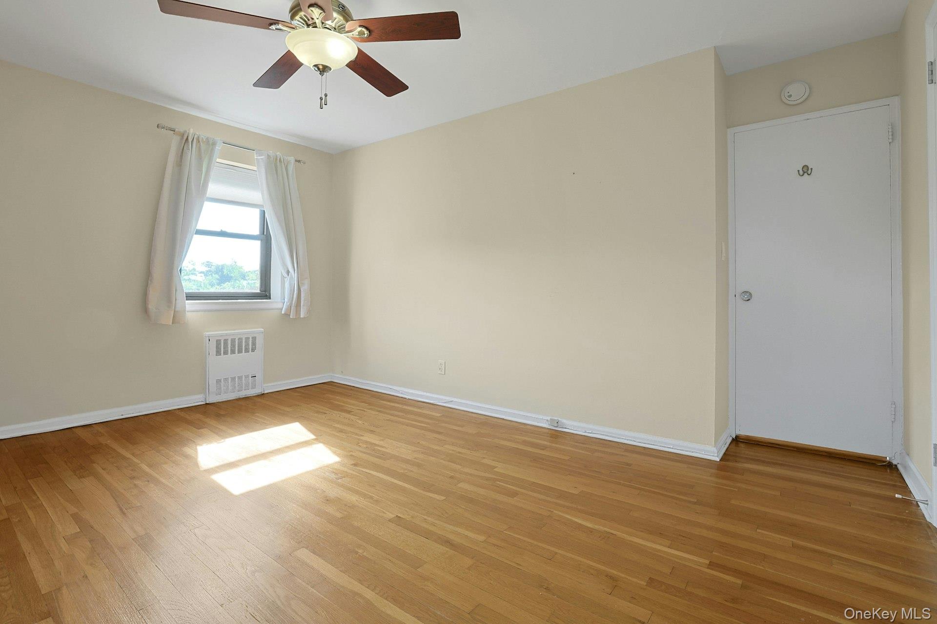 #18 photo, 19 Old Mamaroneck Road, White Plains , NY 10605