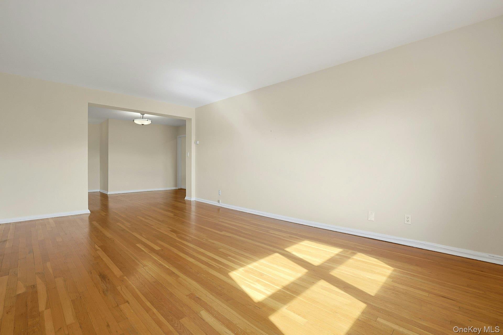 #8 photo, 19 Old Mamaroneck Road, White Plains , NY 10605