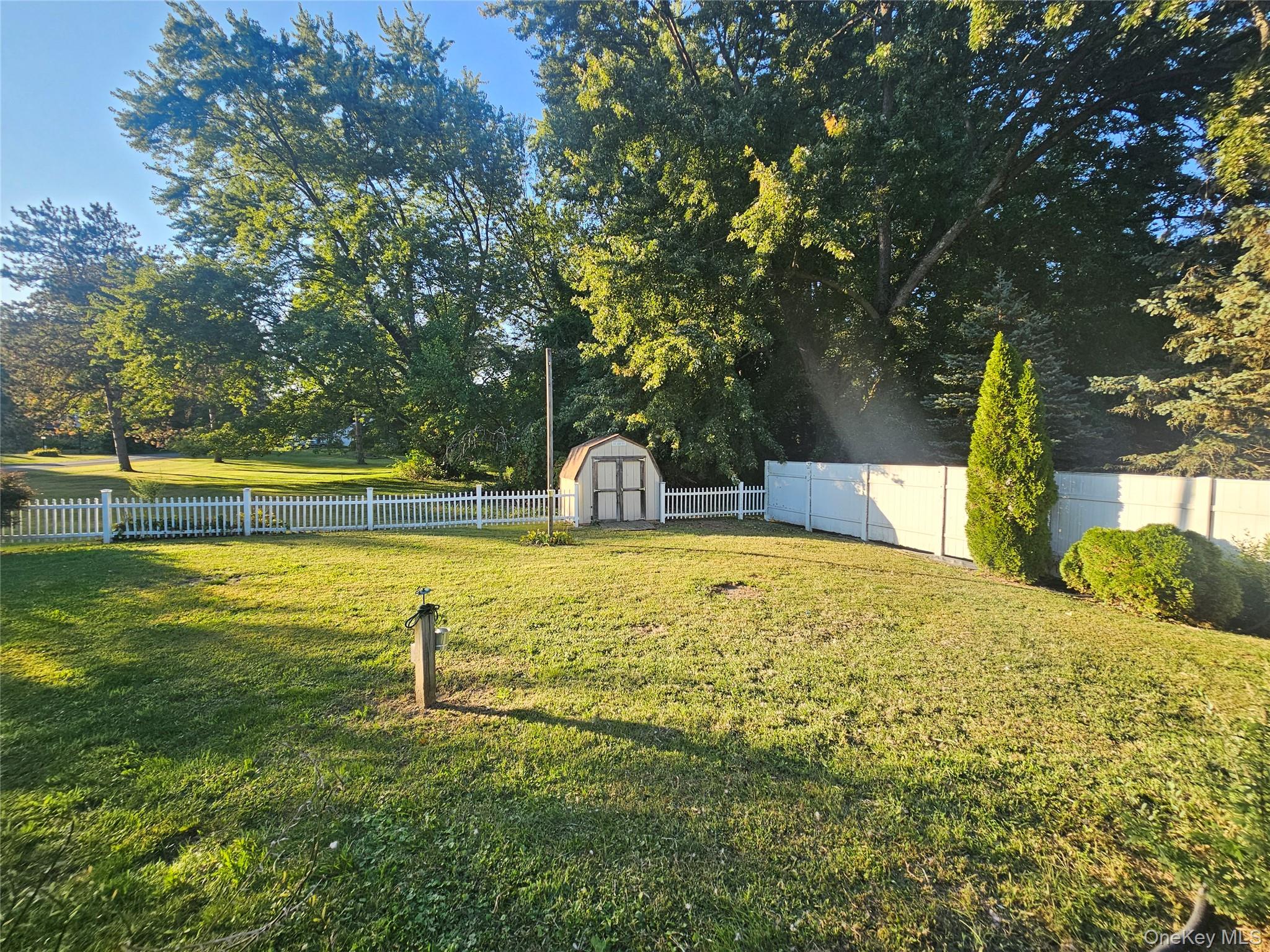 #3 photo, 19 Rivenburg Lane, Hudson , NY 12534