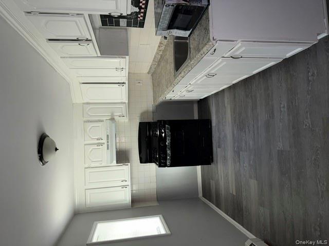 #8 photo, 123 W Parmenter Street, Newburgh , NY 1255