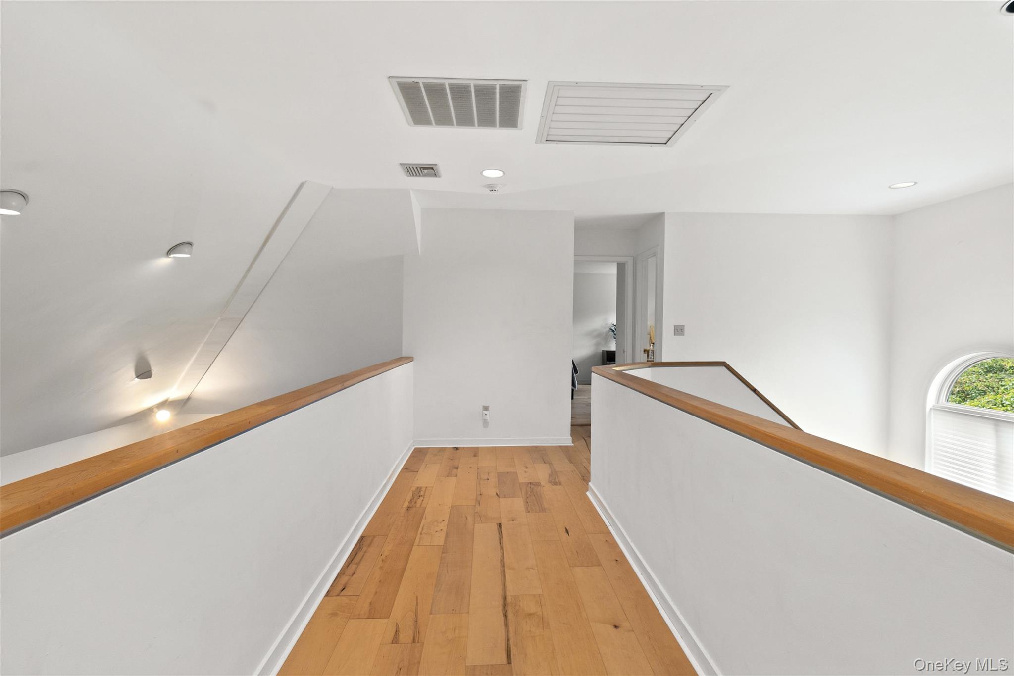 #19 photo, 6 Greenwood Court, Briarcliff Manor , NY 10510