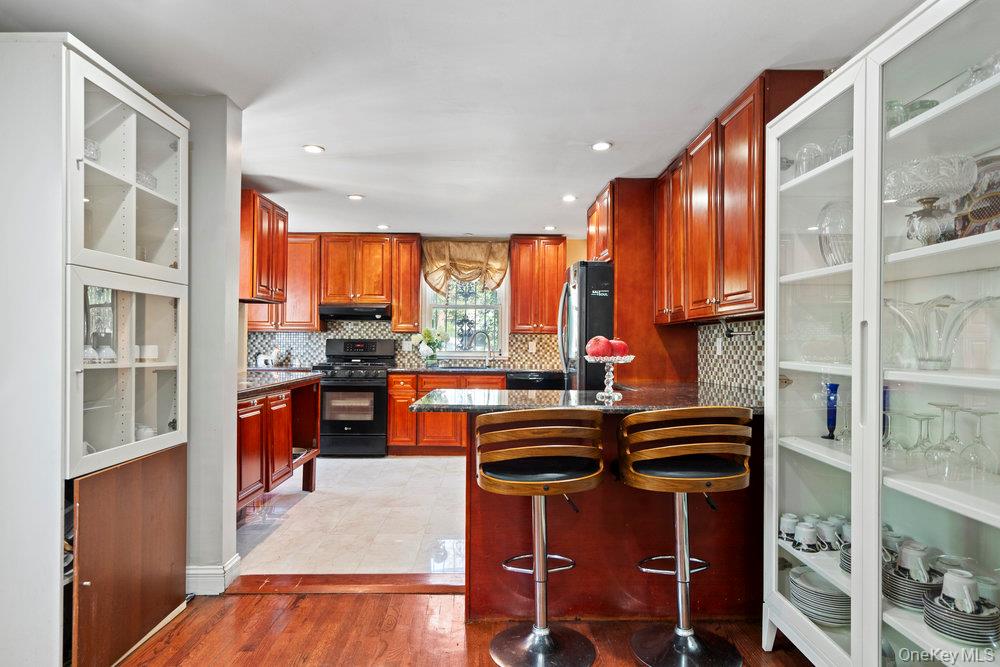 #16 photo, 118 Grant Avenue, ナッソー郡 Albertson , NY 11507