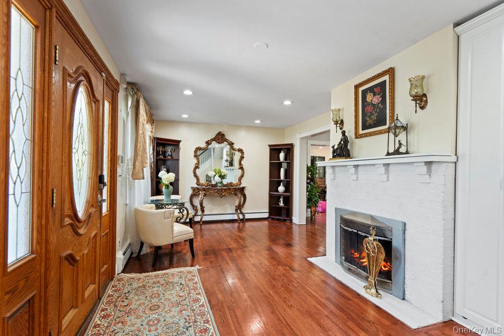 #6 photo, 118 Grant Avenue, ナッソー郡 Albertson , NY 11507