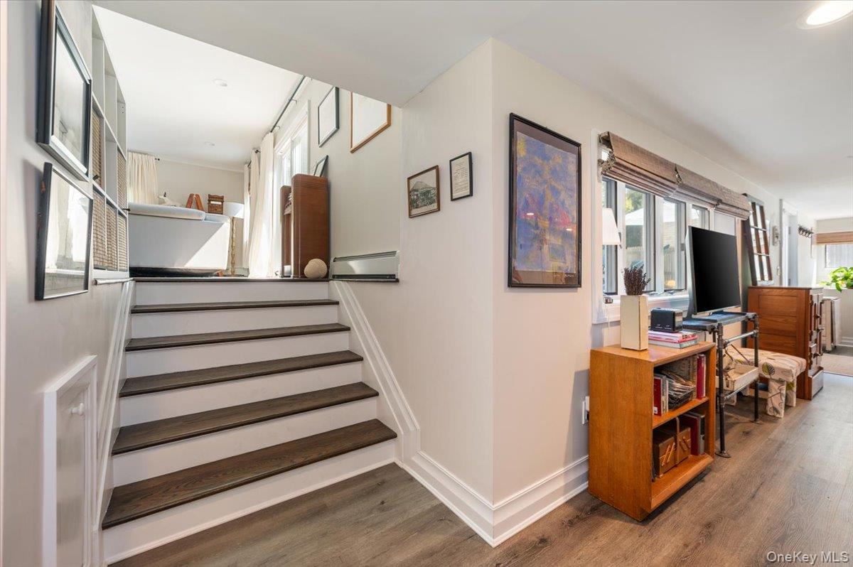 #14 photo, 949 Gardiner Drive, Bay Shore , NY 11706