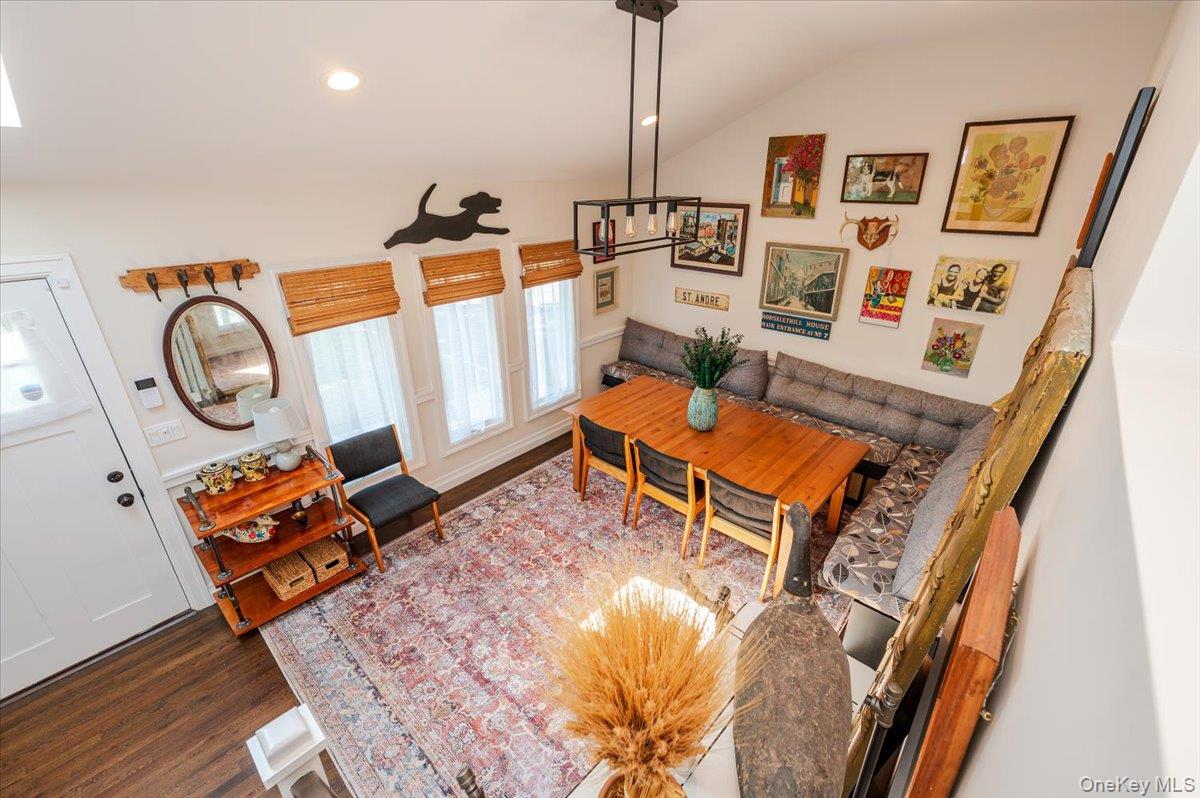 #18 photo, 949 Gardiner Drive, Bay Shore , NY 11706