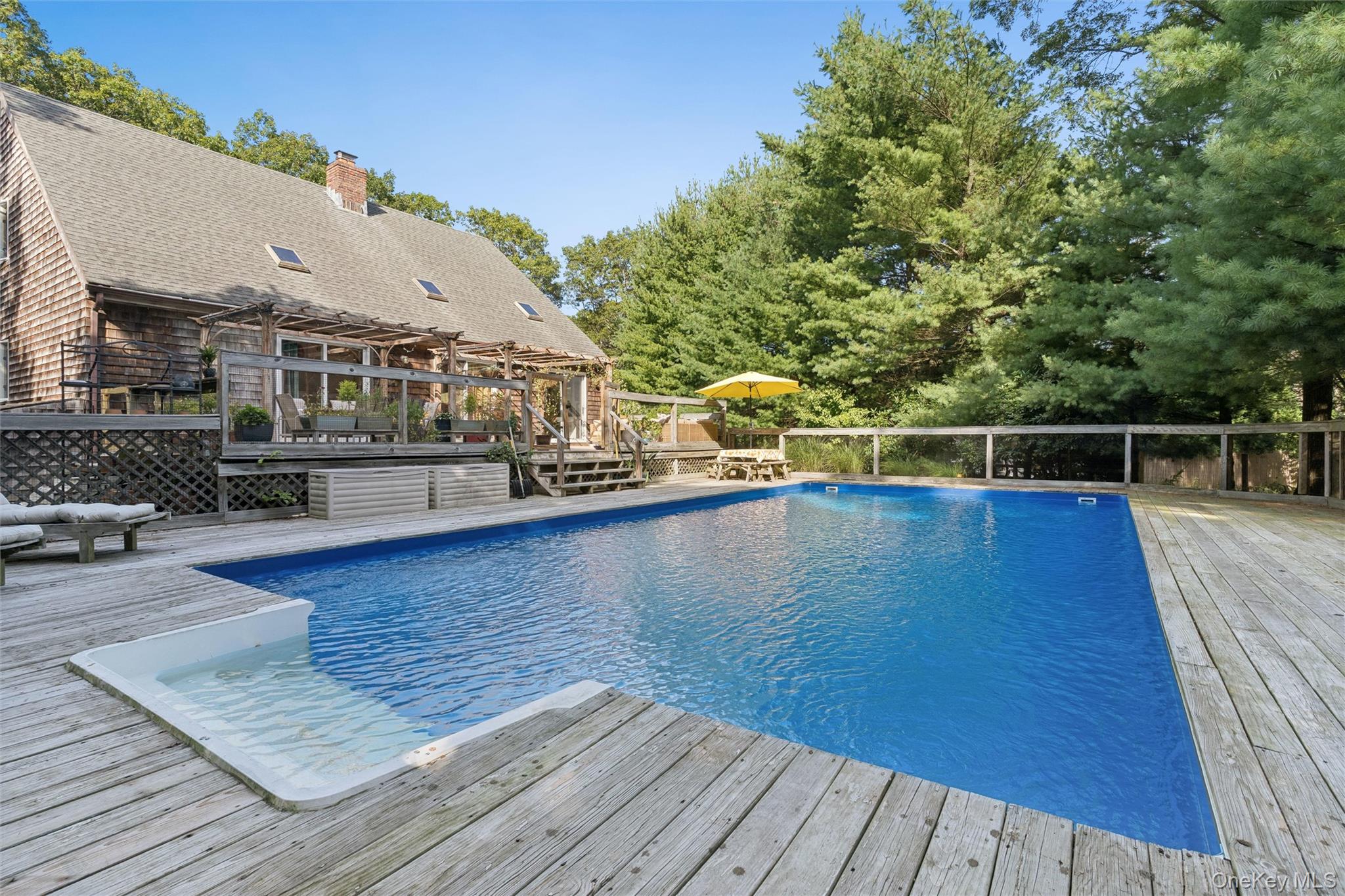 #2 photo, 36 Harbor Blvd, サフォーク郡 East Hampton , NY 11937