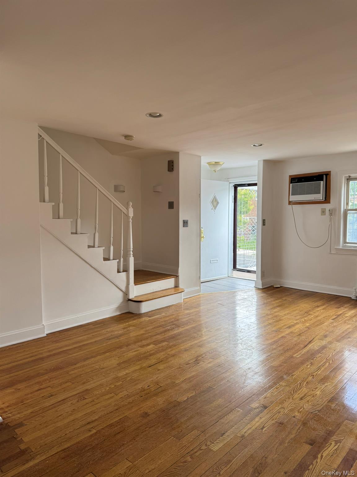 #6 photo, 15013 78th Avenue, Fresh Meadows , NY 11367