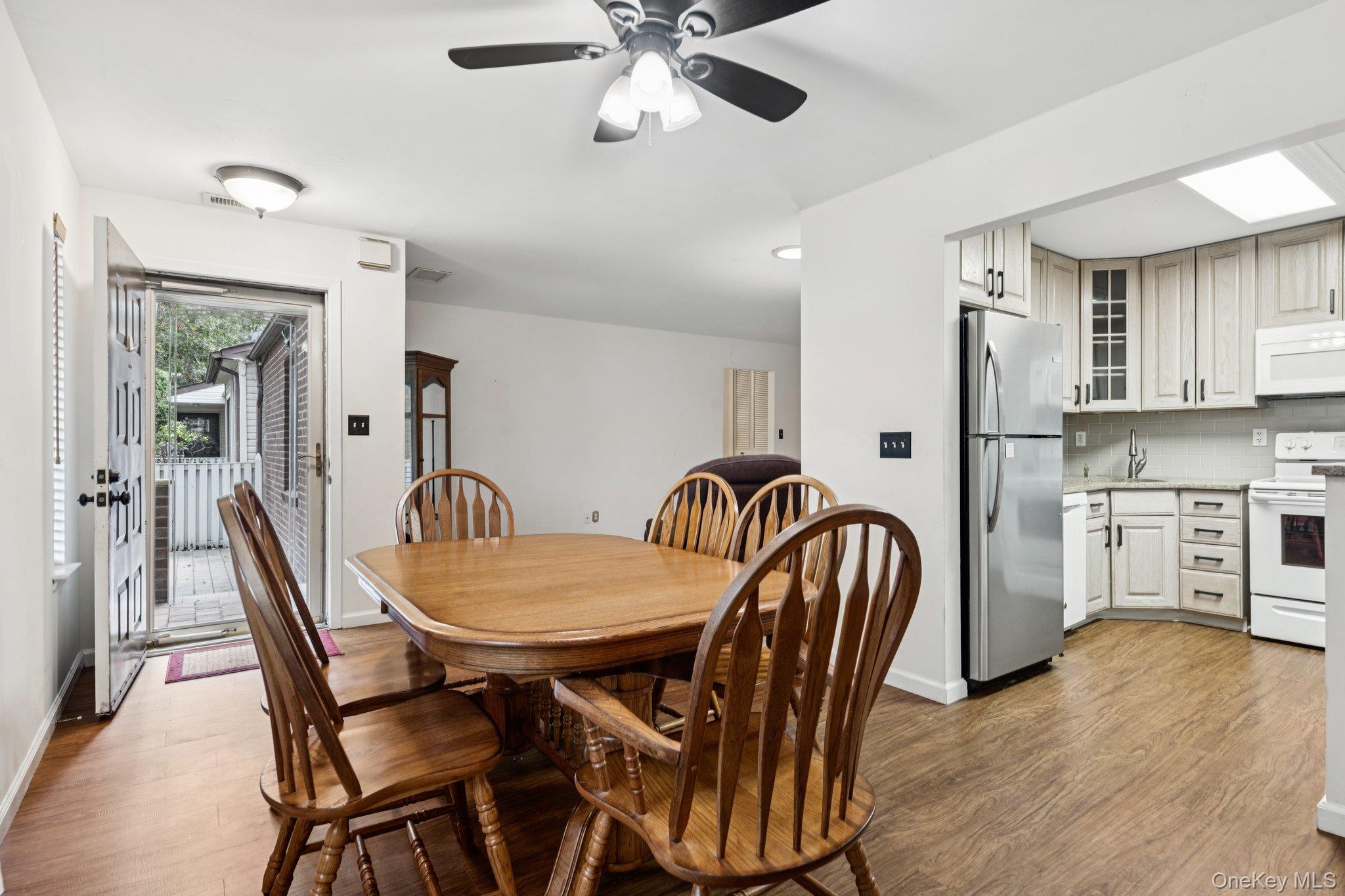 #5 photo, 58 Birchwood Road, Coram , NY 11727