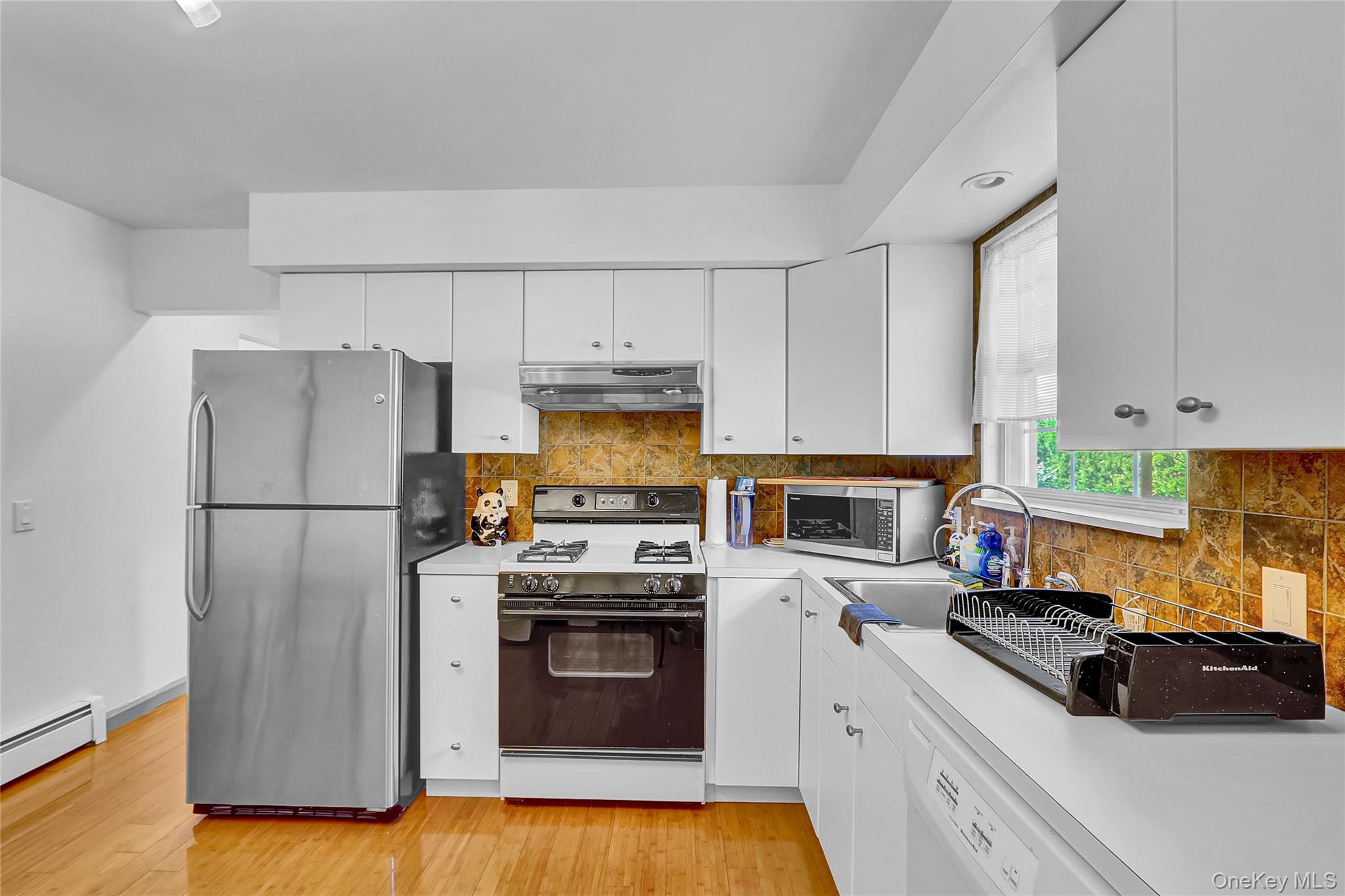 #10 photo, 2 Roosevelt Avenue, Massapequa Park , NY 11762