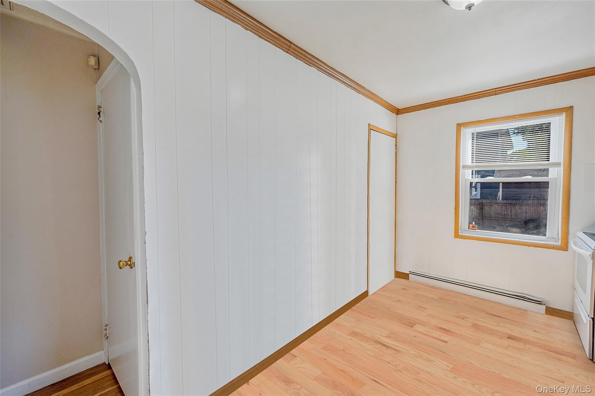 #12 photo, 1454 E Forks Road, Bay Shore , NY 11706