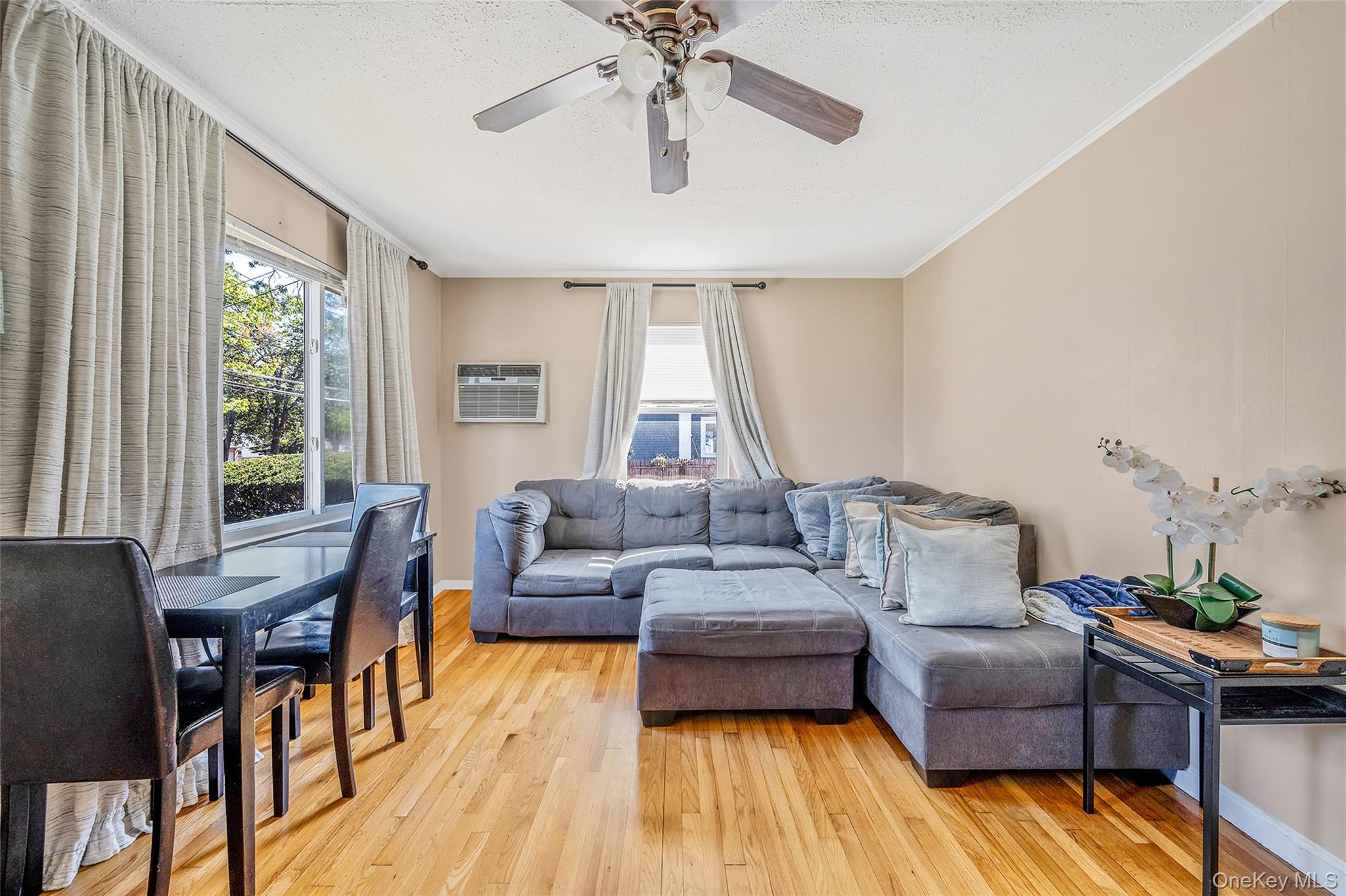 #7 photo, 1454 E Forks Road, Bay Shore , NY 11706