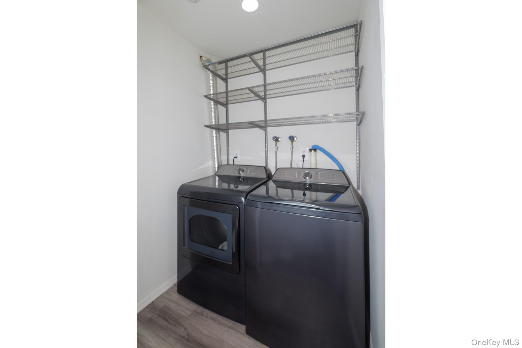 #13 photo, 156 Overlook Drive, サフォーク郡 Farmingville , NY 11738