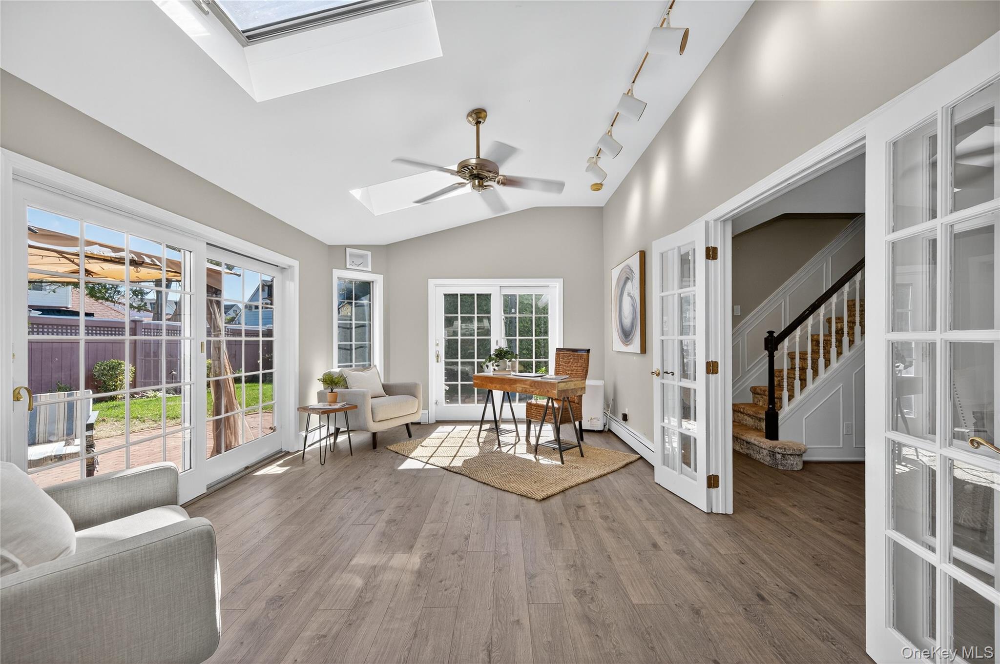 #12 photo, 11 Foster Lane, Westbury , NY 11590