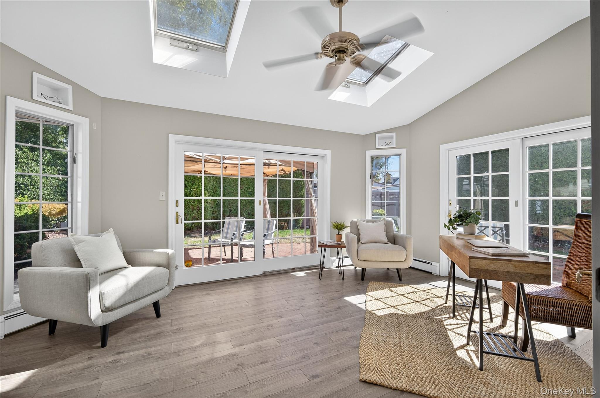 #14 photo, 11 Foster Lane, Westbury , NY 11590