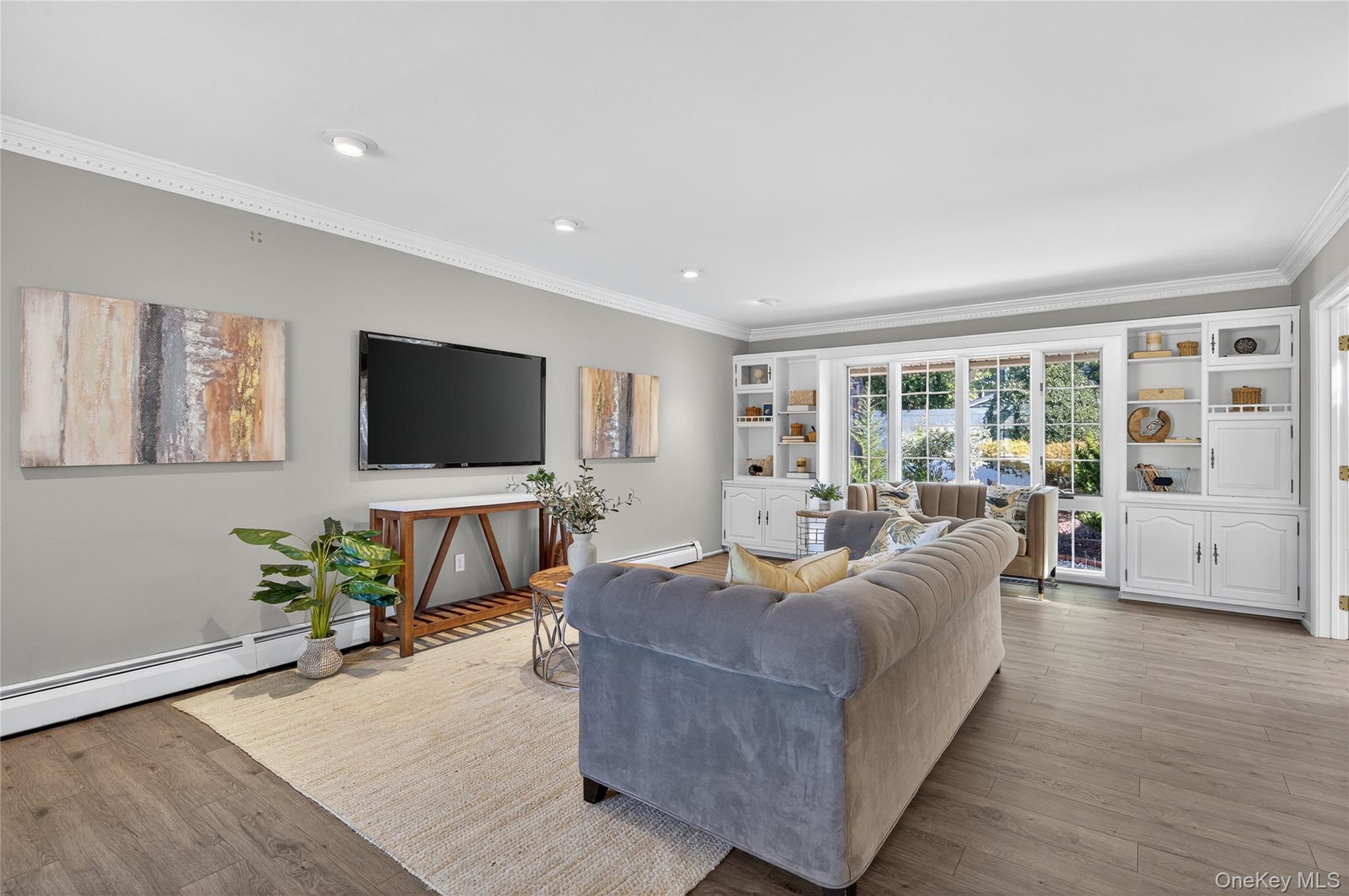 #5 photo, 11 Foster Lane, Westbury , NY 11590