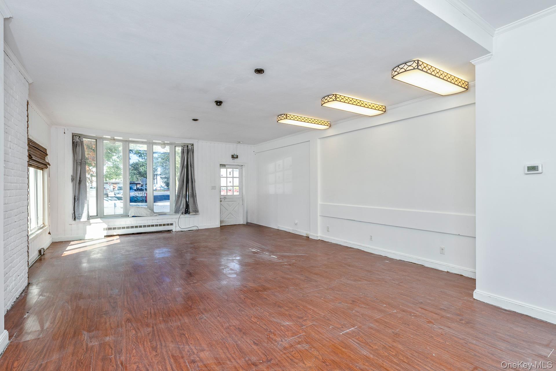 #16 photo, 10 Boston Place, サフォーク郡 Huntington Station , NY 11746