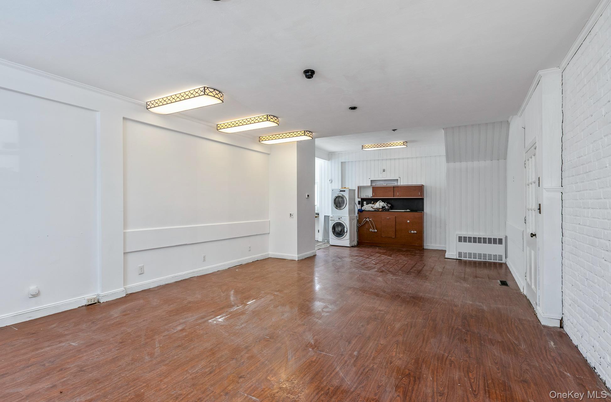 #17 photo, 10 Boston Place, サフォーク郡 Huntington Station , NY 11746