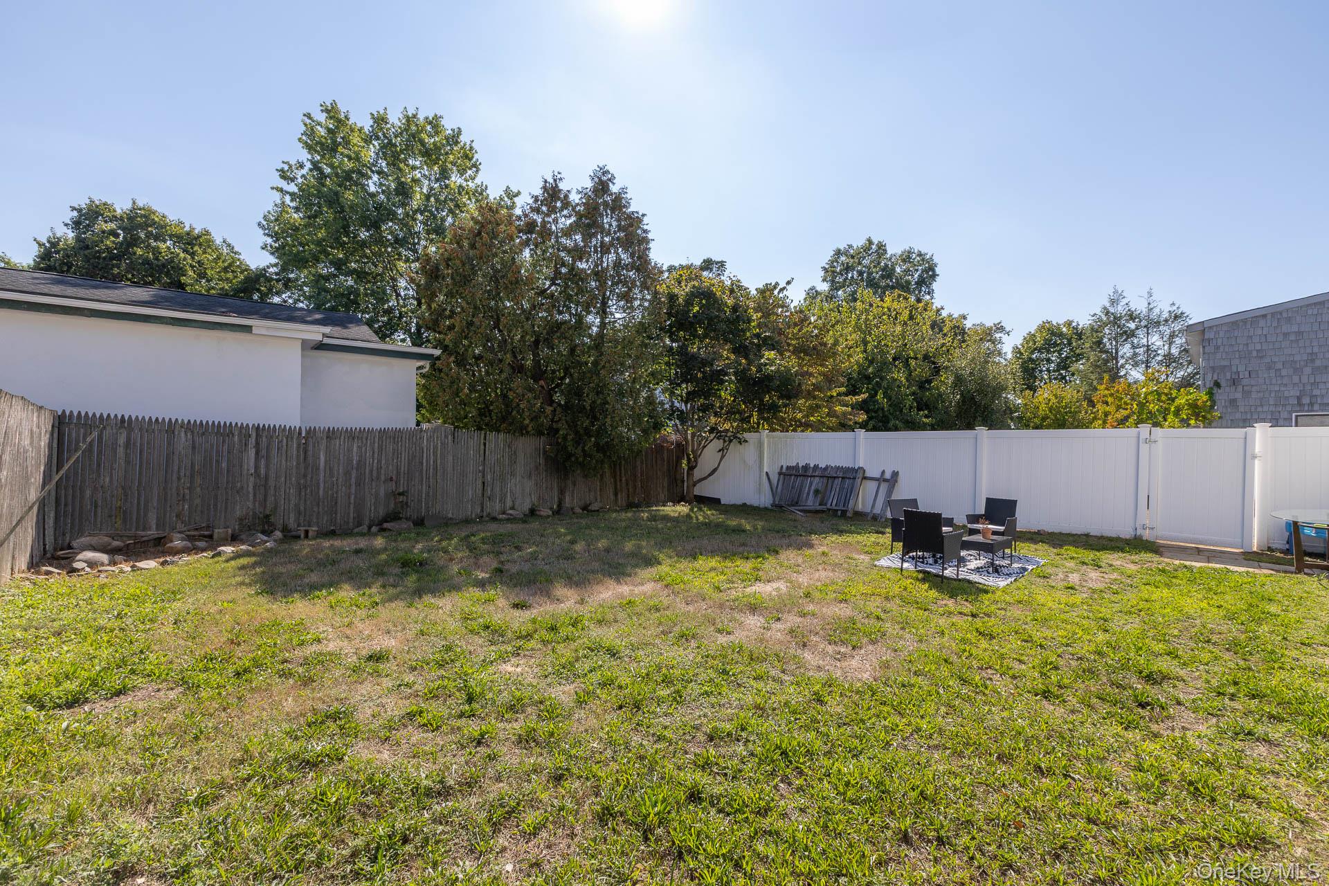 #5 photo, 10 Boston Place, サフォーク郡 Huntington Station , NY 11746