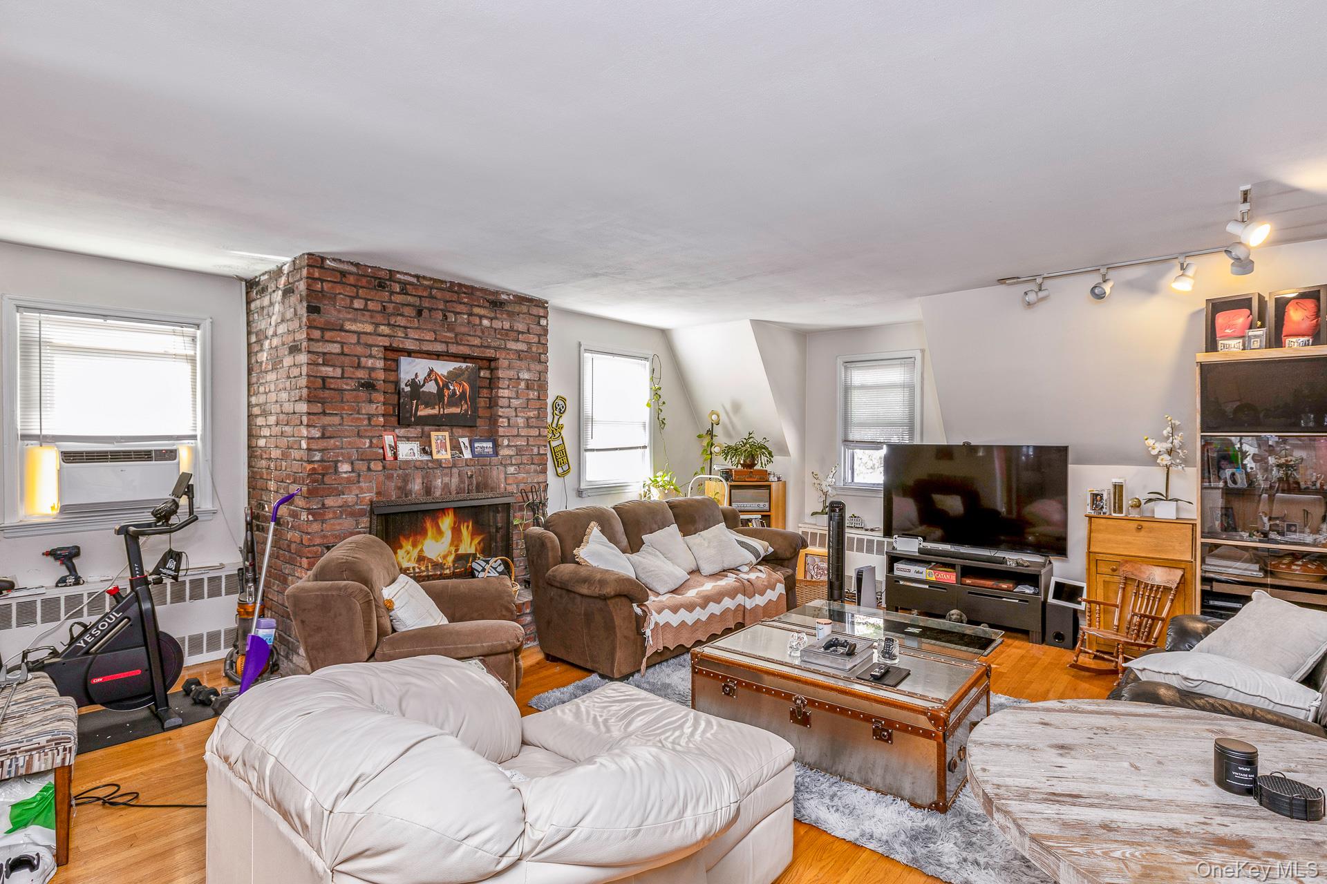 #7 photo, 10 Boston Place, サフォーク郡 Huntington Station , NY 11746