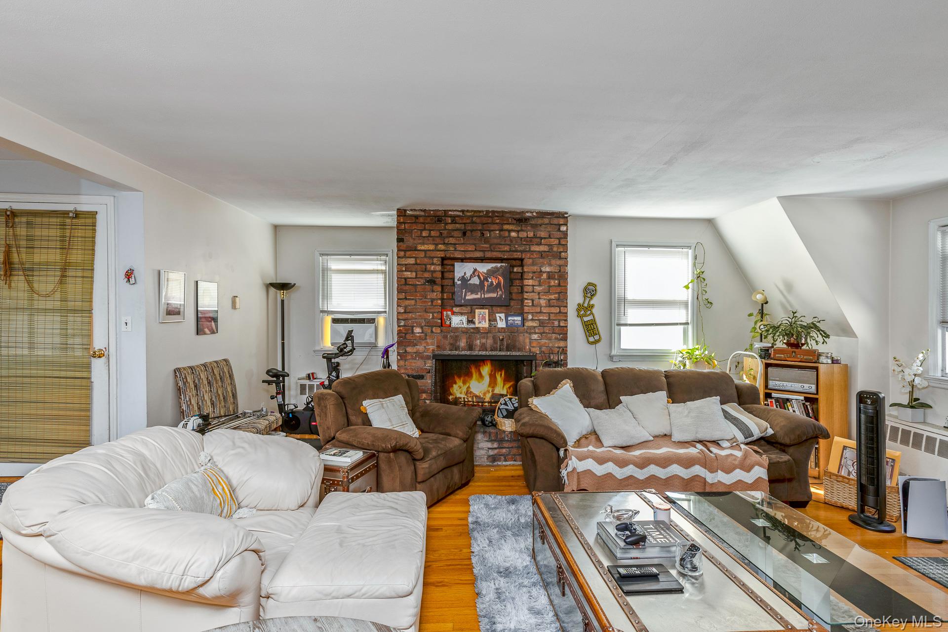 #9 photo, 10 Boston Place, サフォーク郡 Huntington Station , NY 11746