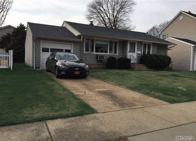 #1 photo, 161 Dartmouth Drive, Hicksville , NY 11801