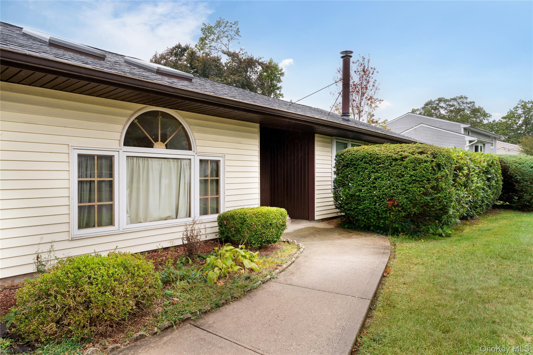 #3 photo, 4 Comet Road, سوفولك Selden , NY 11784