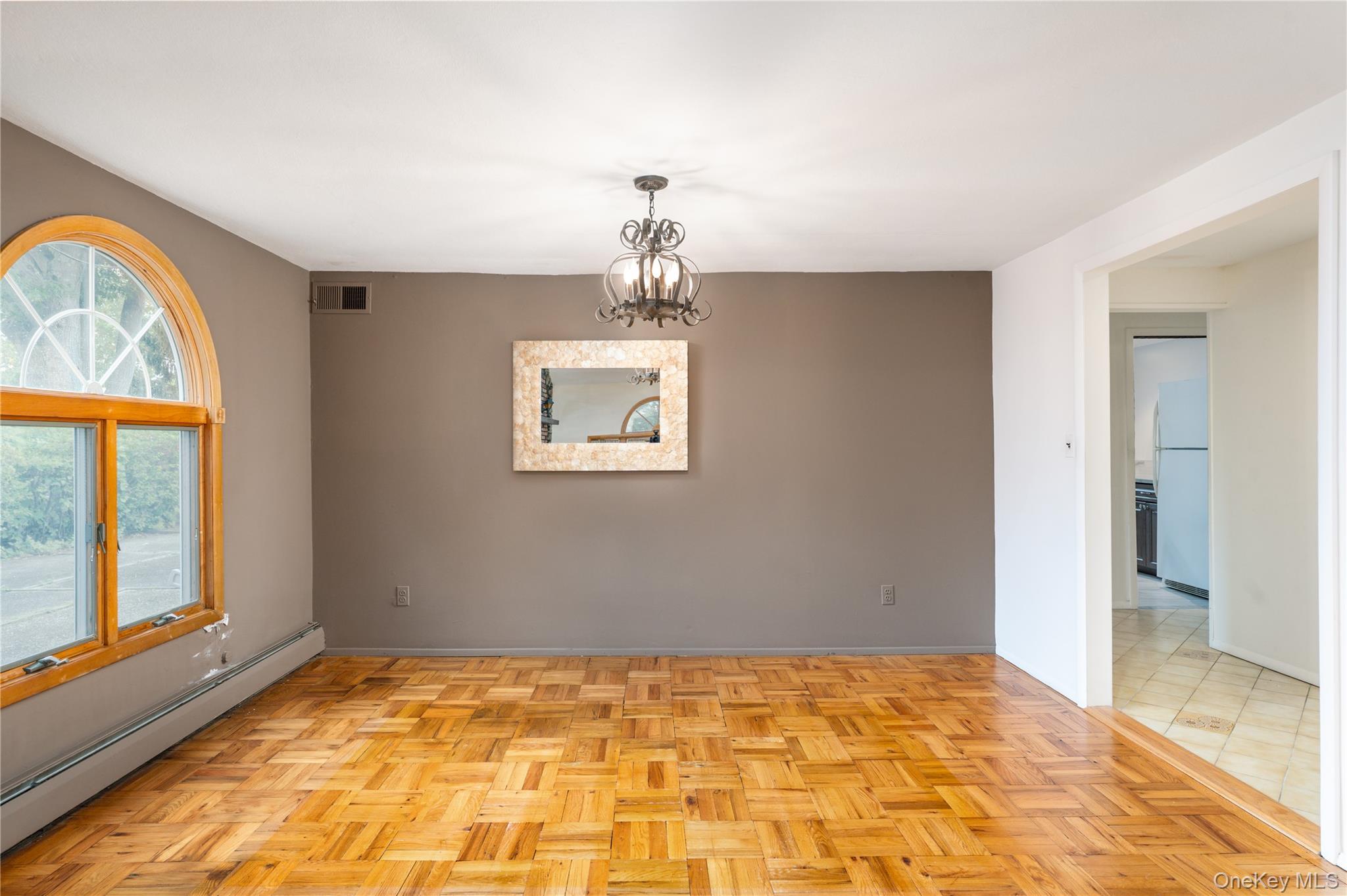 #9 photo, 4 Comet Road, سوفولك Selden , NY 11784