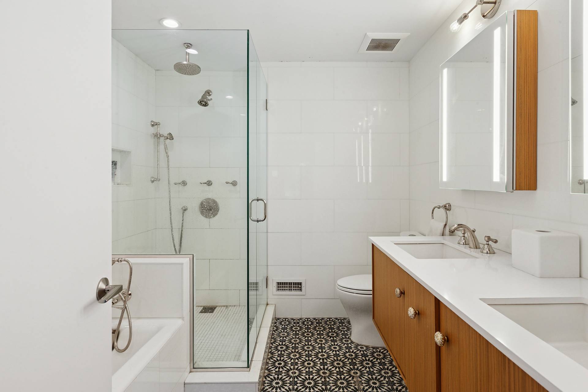 #15 photo, 266 Water Mill Towd Rd, サフォーク郡 Water Mill , NY 11976