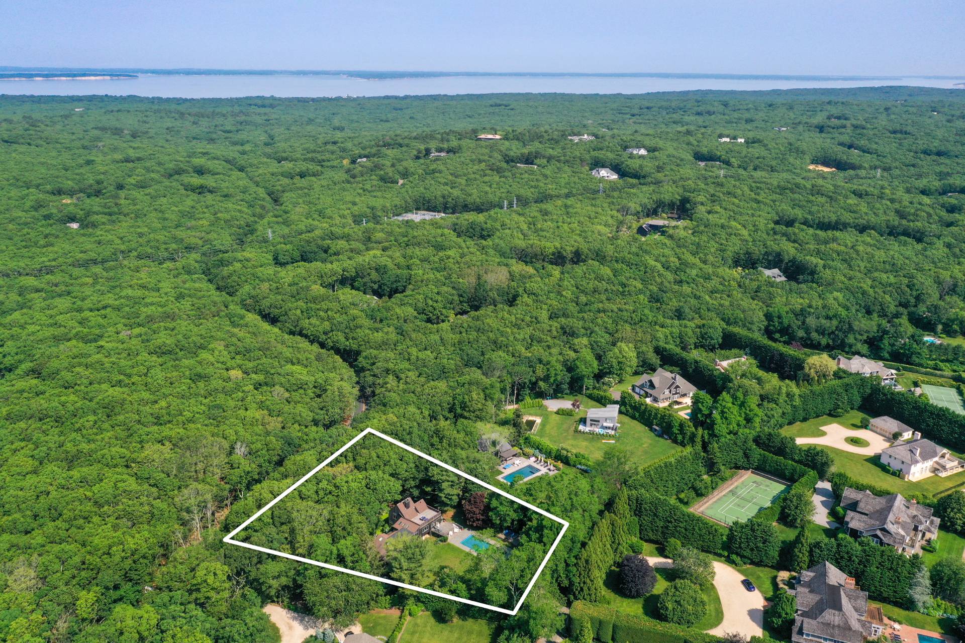 #2 photo, 266 Water Mill Towd Rd, サフォーク郡 Water Mill , NY 11976