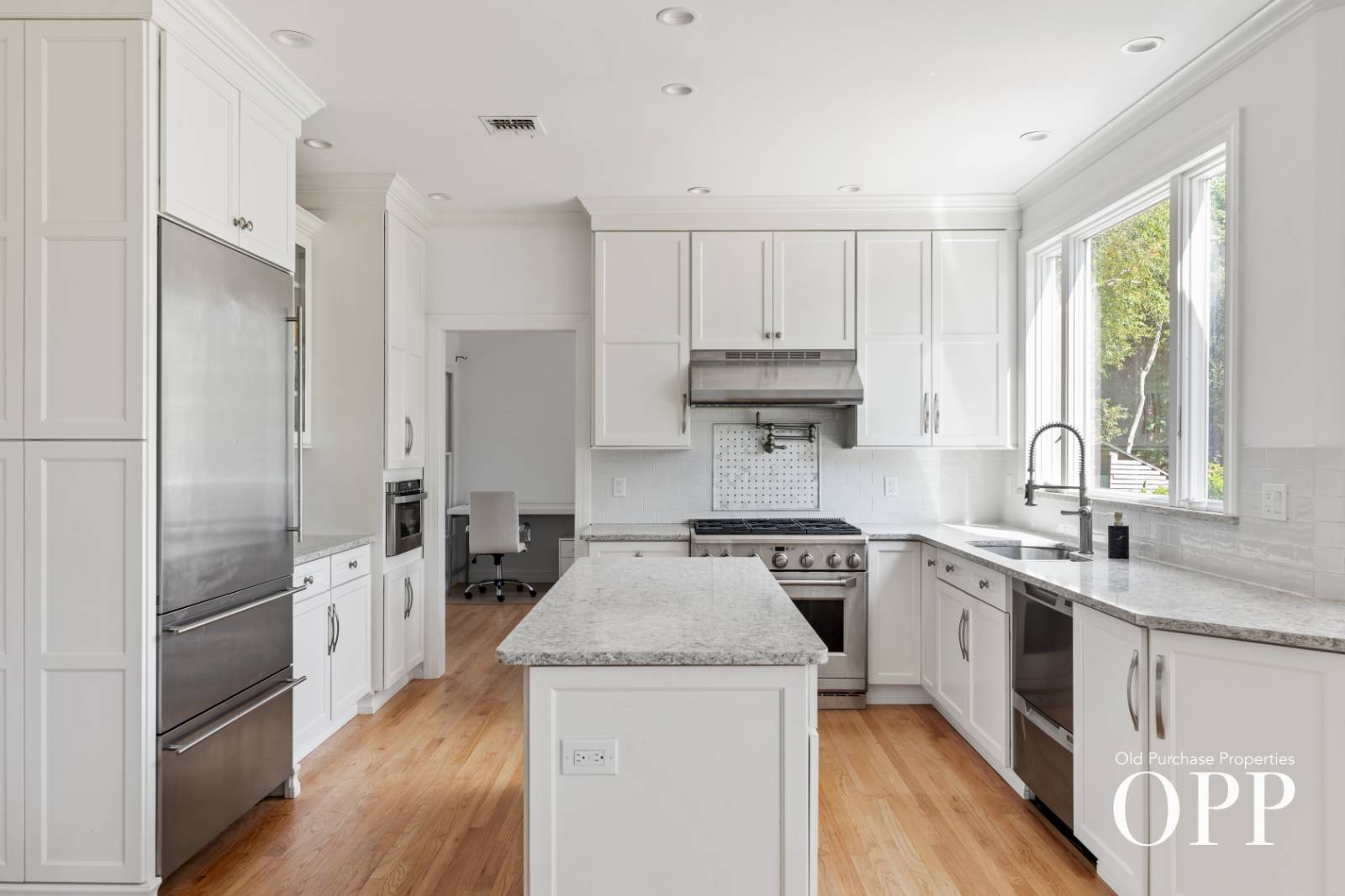 #8 photo, 9 JAREDS PATH, BROOKHAVEN HAMLET , NY 11719