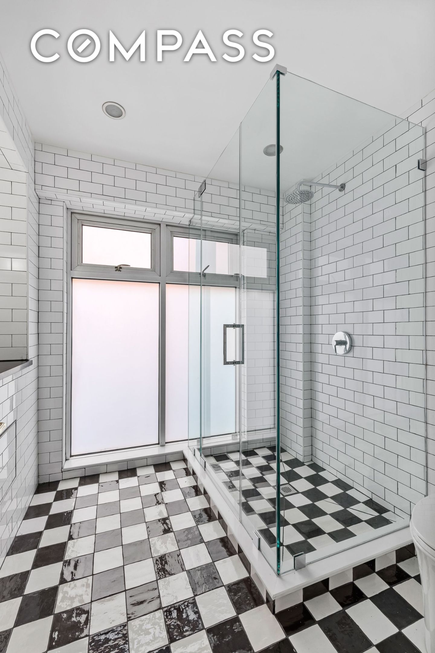 #11 photo, 325 Bowery, East Village , NY 10003