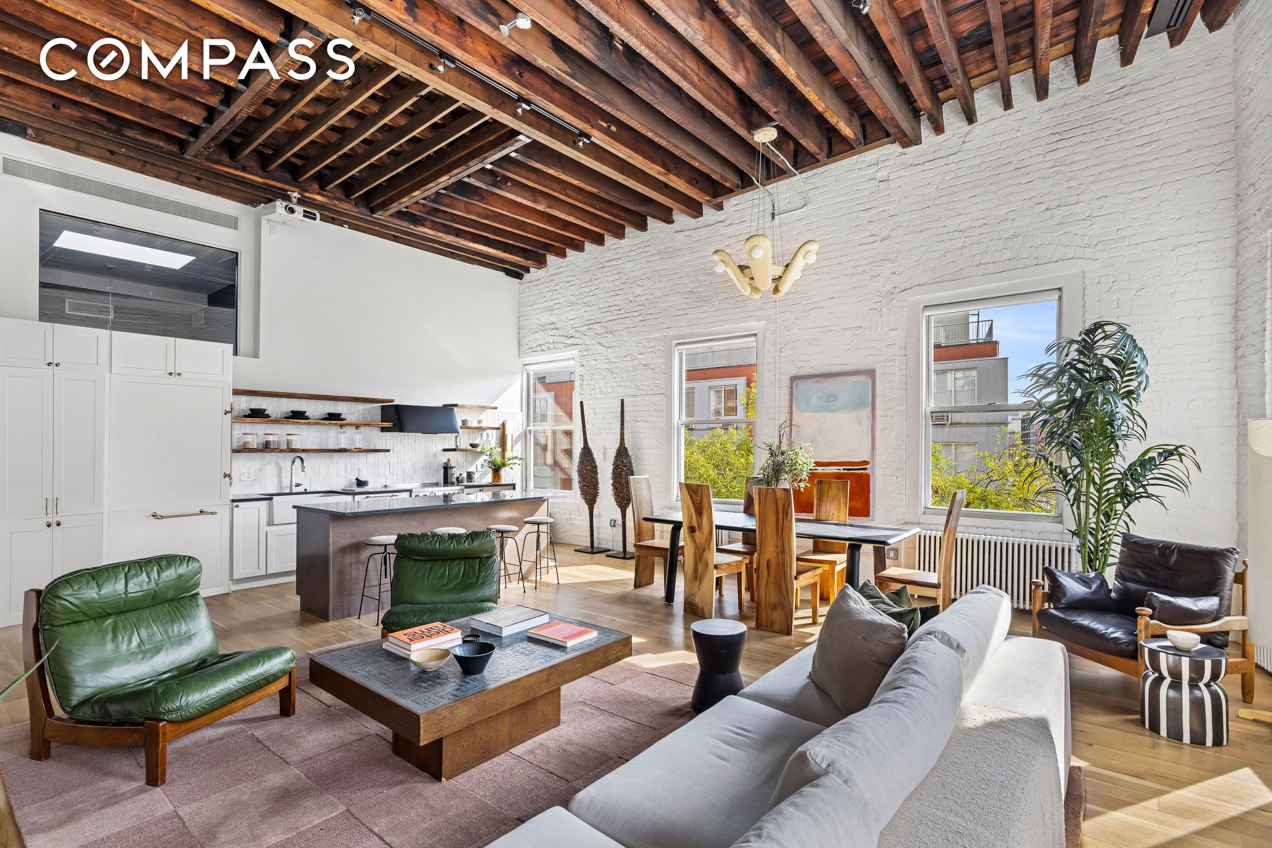 #4 photo, 325 Bowery, East Village , NY 10003