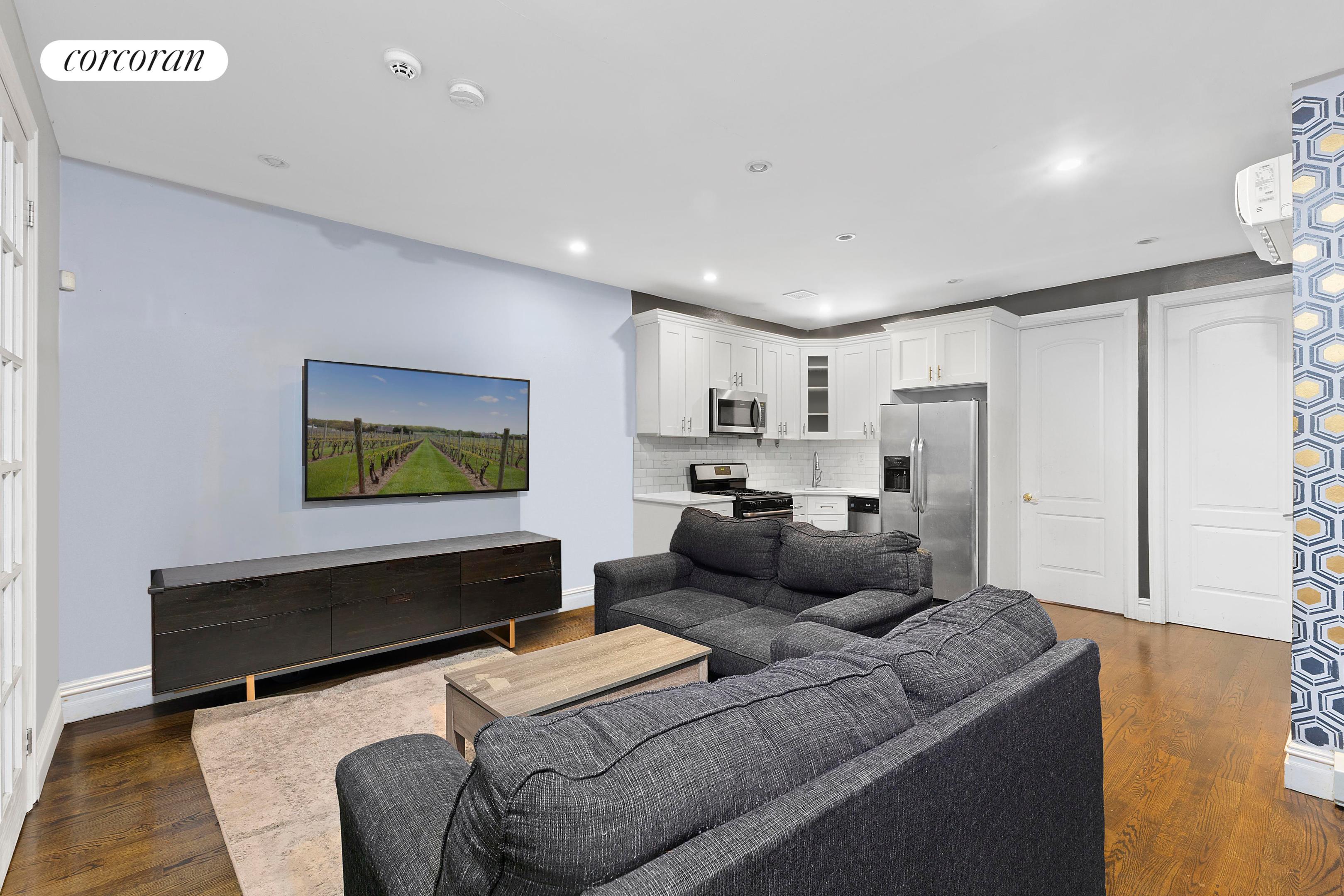 #3 photo, 402 VAN SICLEN Avenue, ブルックリン区 East New York , NY 11207