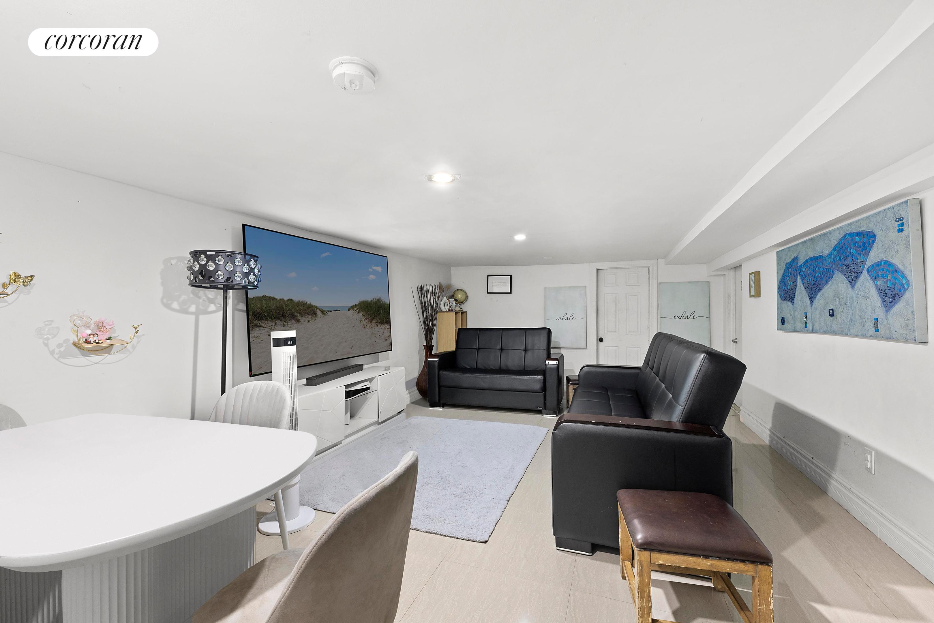 #7 photo, 402 VAN SICLEN Avenue, ブルックリン区 East New York , NY 11207