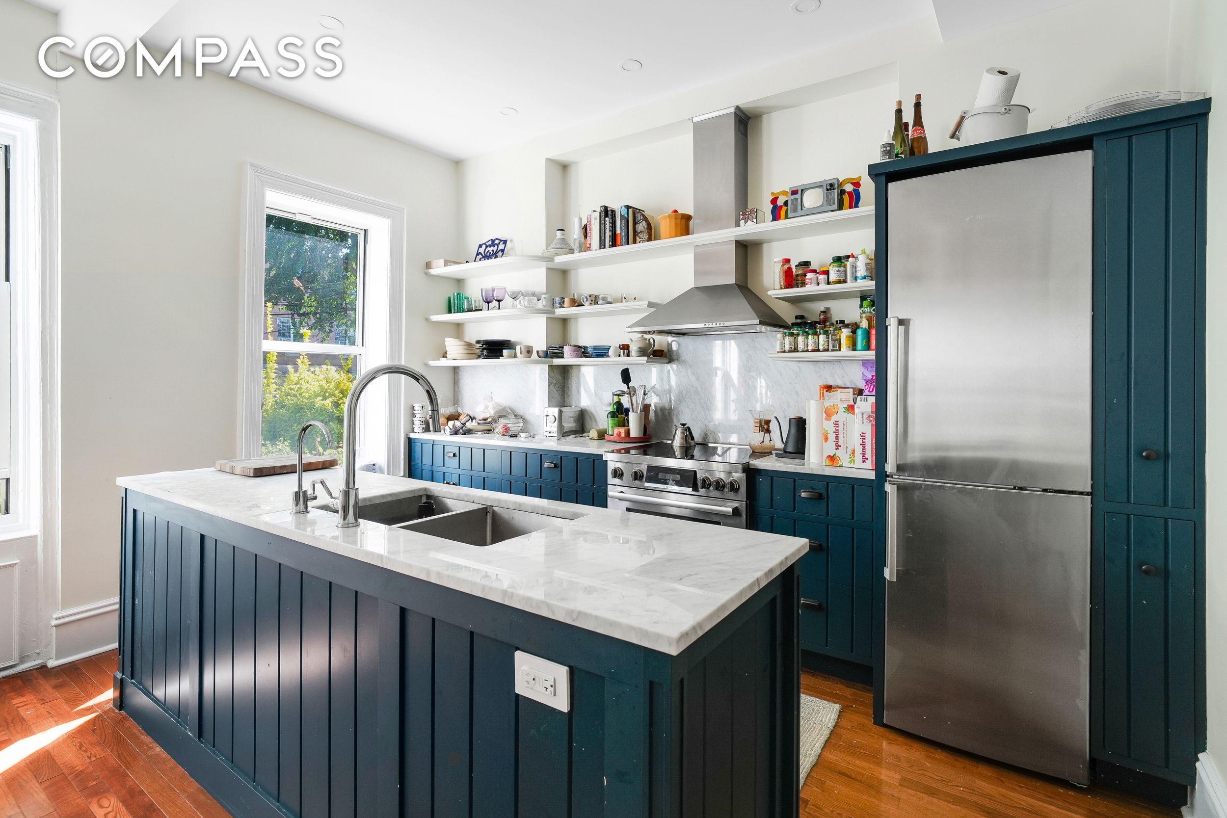 #7 photo, 252 Jackson Street, East Williamsburg , NY 11211