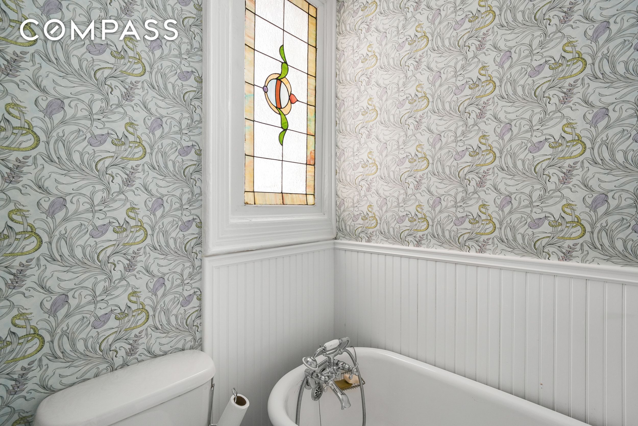 #9 photo, 252 Jackson Street, East Williamsburg , NY 11211