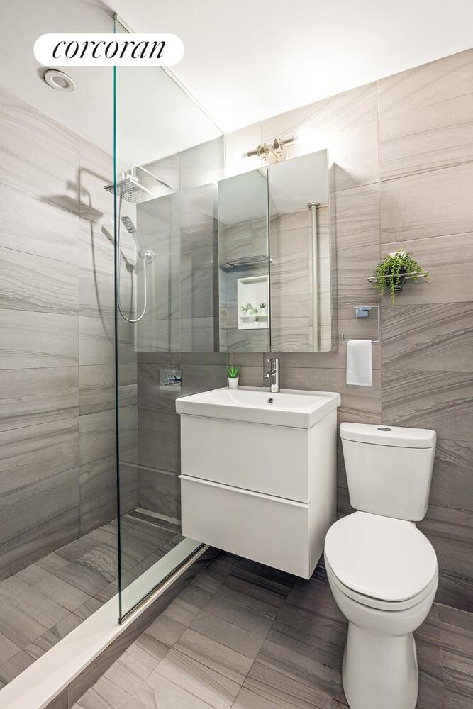 #8 photo, 443 HICKS Street, Cobble Hill , NY 11201