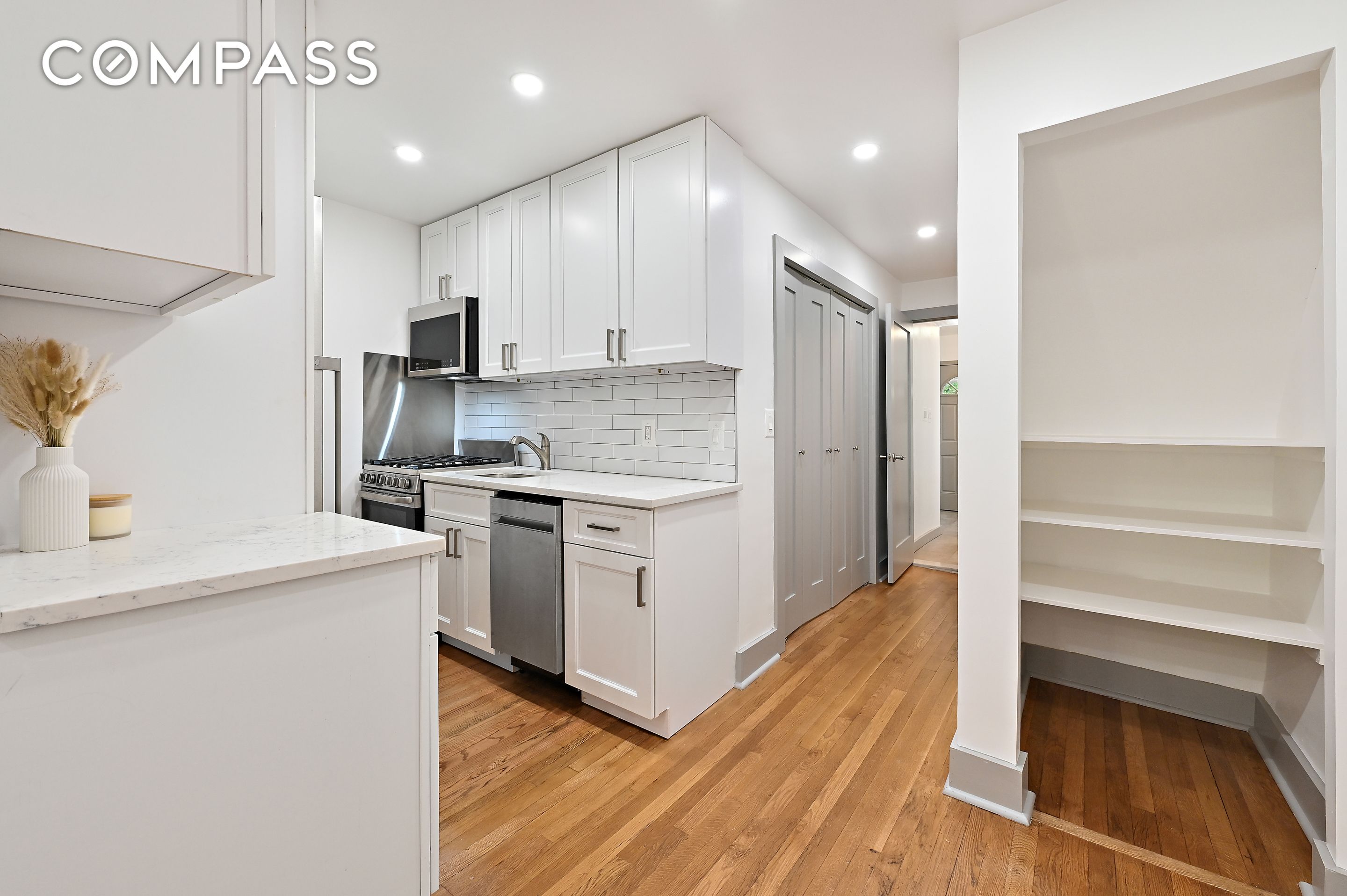 #2 photo, Bronx, North Riverdale , NY 10471