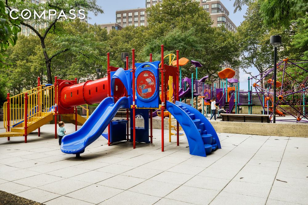 #11 photo, 165 W End Avenue, Upper West Side , NY 10023