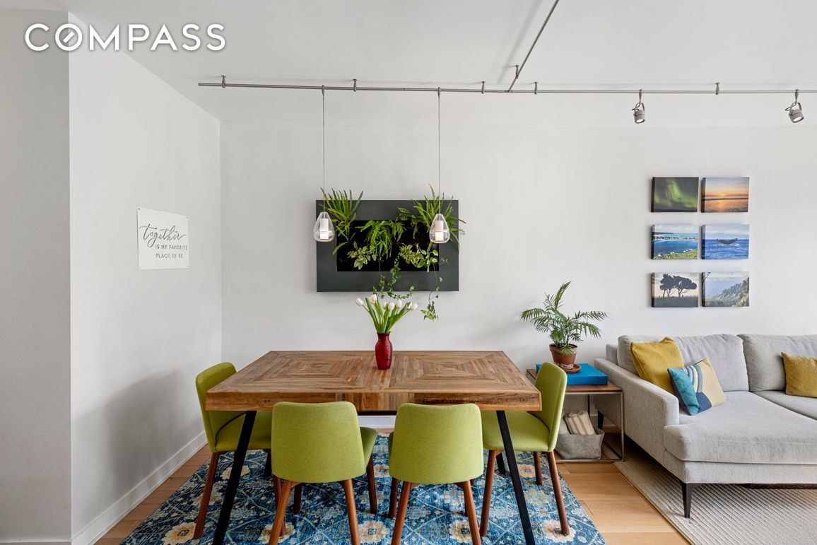 #5 photo, 165 W End Avenue, Upper West Side , NY 10023