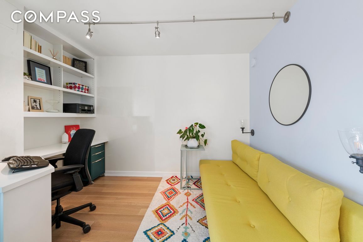 #6 photo, 165 W End Avenue, Upper West Side , NY 10023