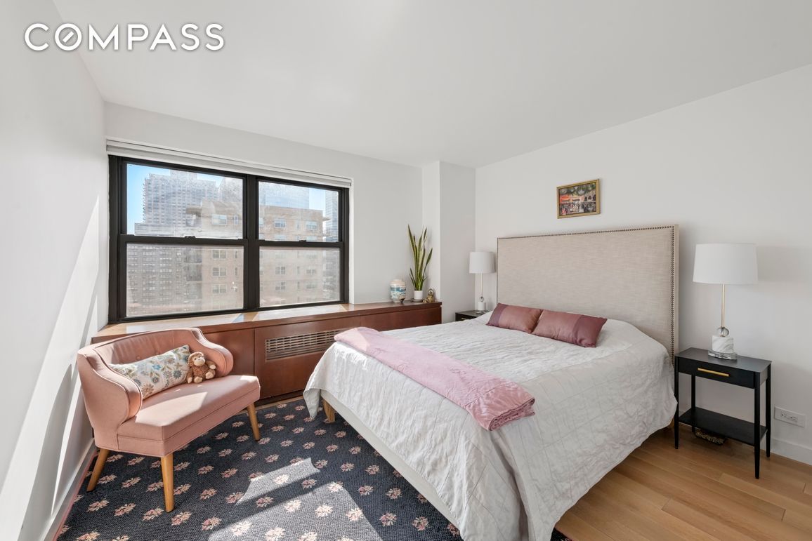 #8 photo, 165 W End Avenue, Upper West Side , NY 10023