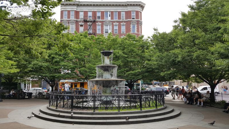 #17 photo, 290 6th Avenue, マンハッタン Greenwich Village , NY 10014