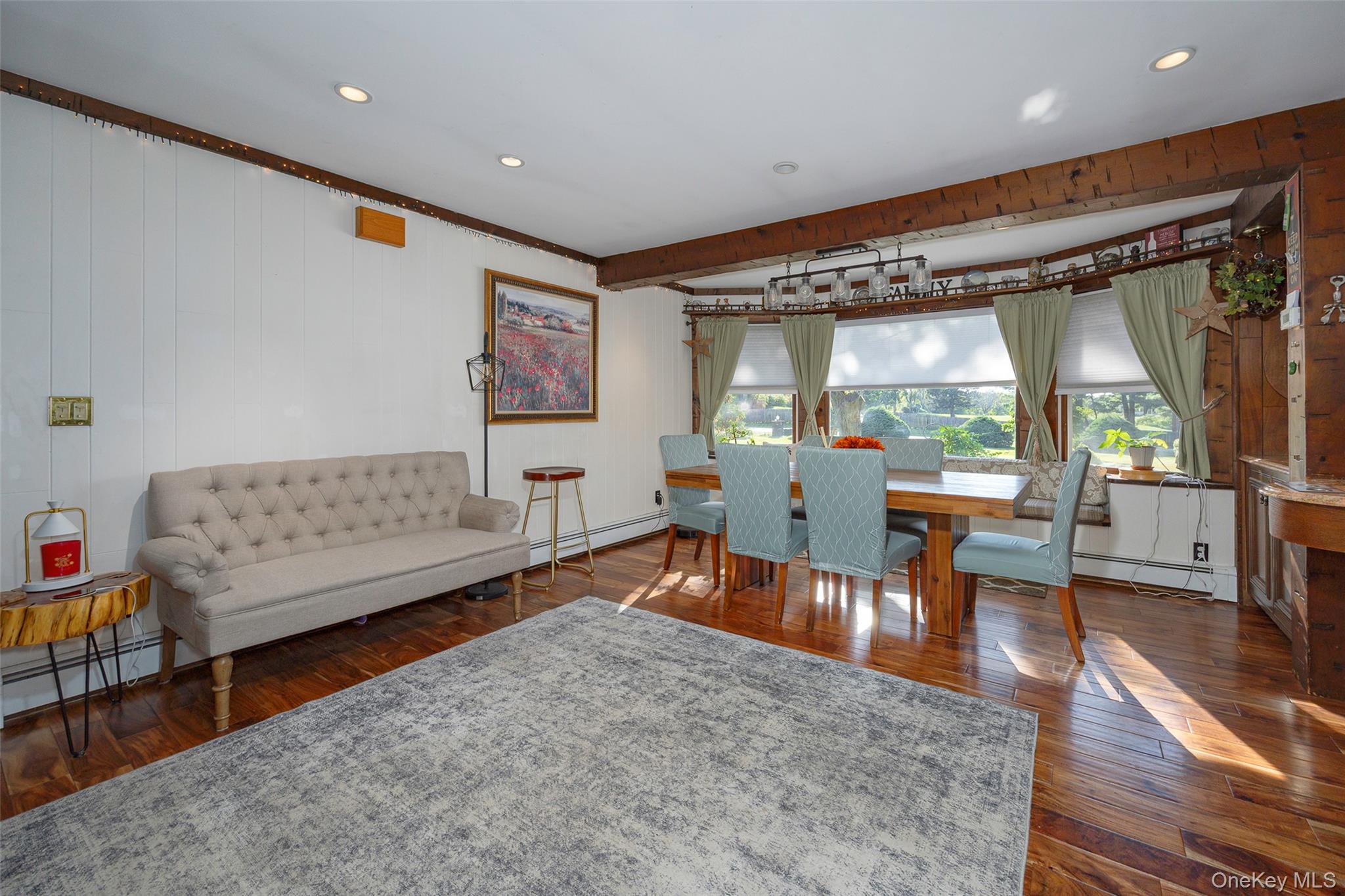 #10 photo, 404 Gretna Road, Hyde Park , NY 12538