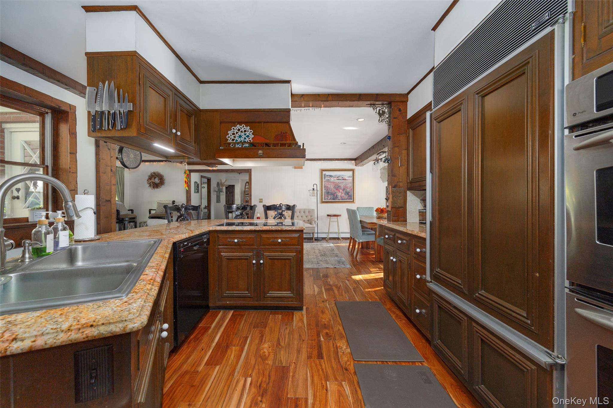 #12 photo, 404 Gretna Road, Hyde Park , NY 12538