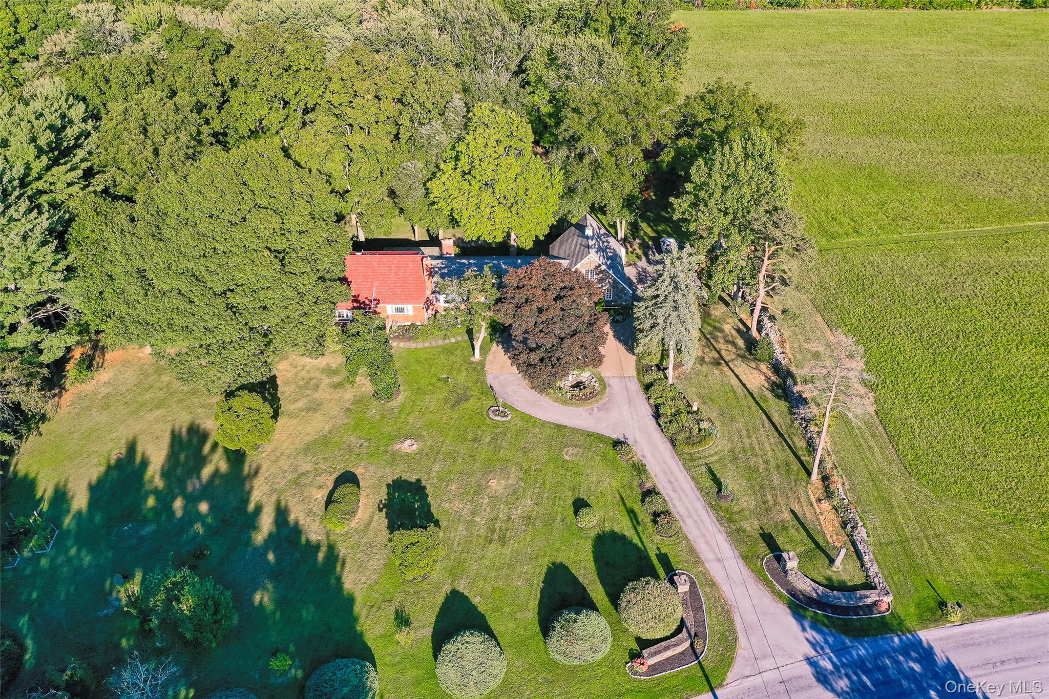 #6 photo, 404 Gretna Road, Hyde Park , NY 12538