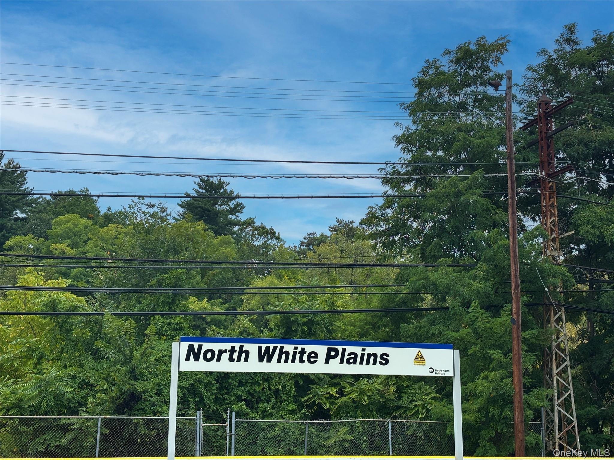 #11 photo, 377 County Center Road, White Plains , NY 10603