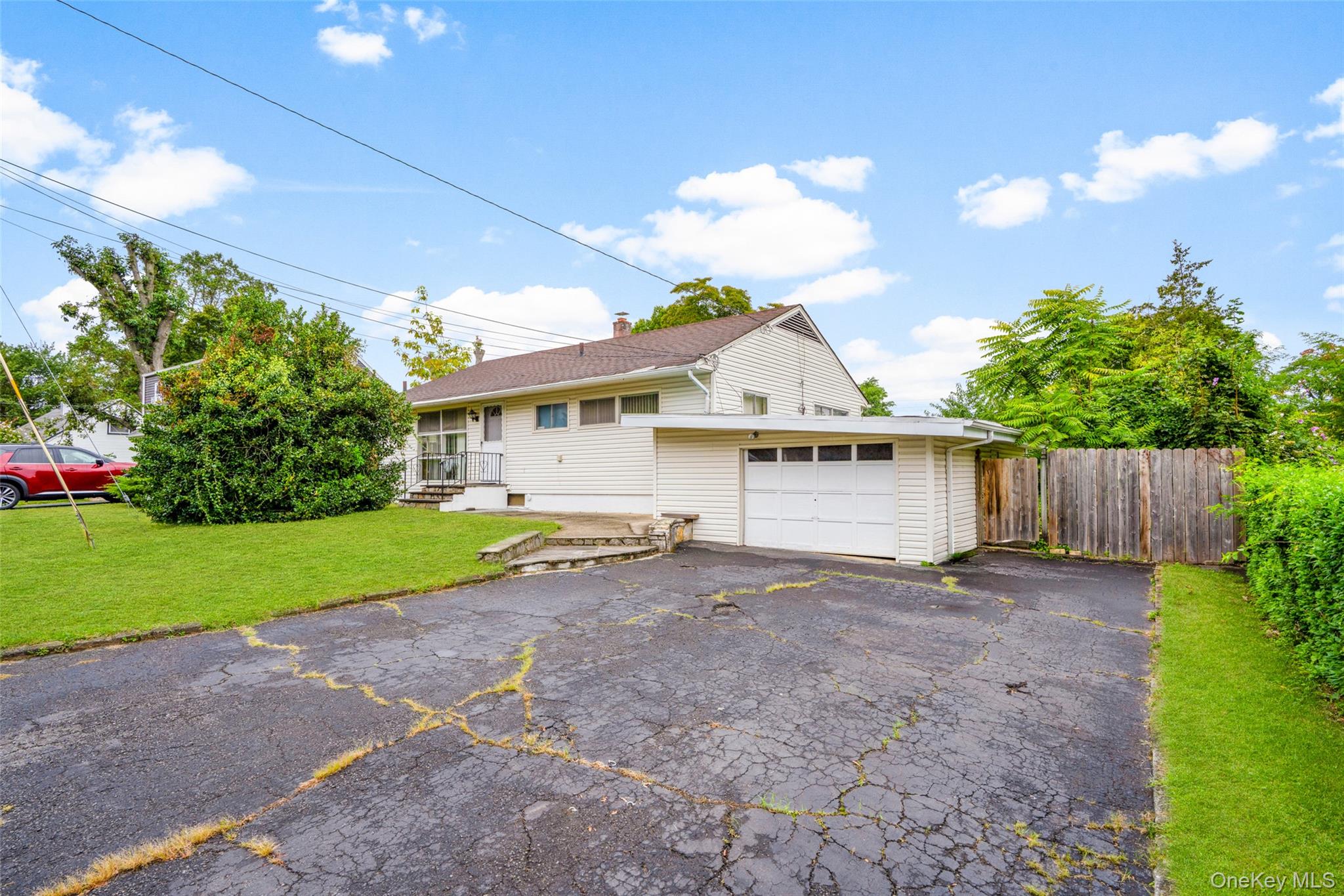 #2 photo, 377 County Center Road, White Plains , NY 10603